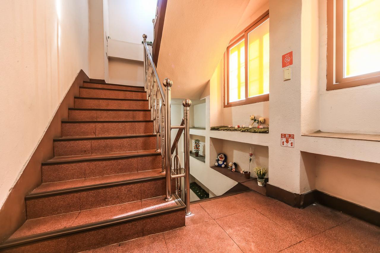 Nampo One Motel Пусан Екстер'єр фото