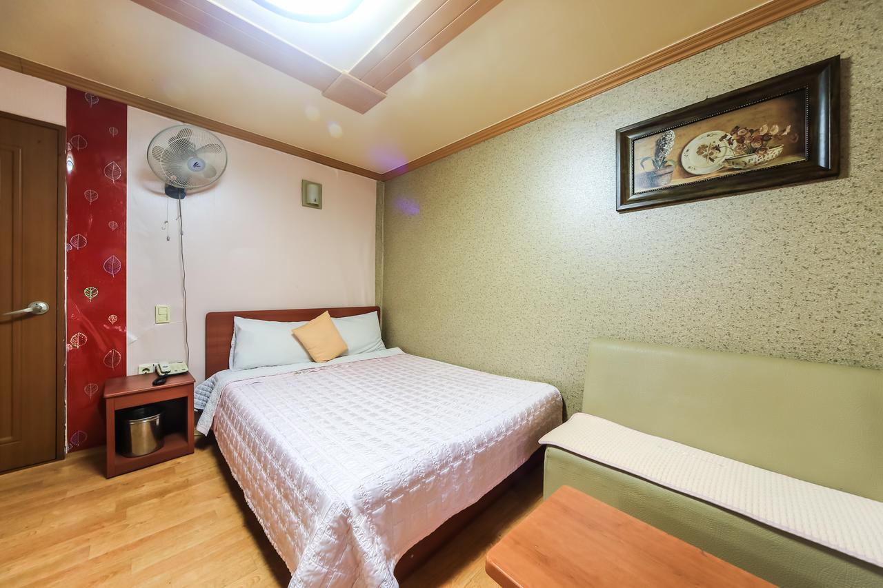 Nampo One Motel Пусан Екстер'єр фото