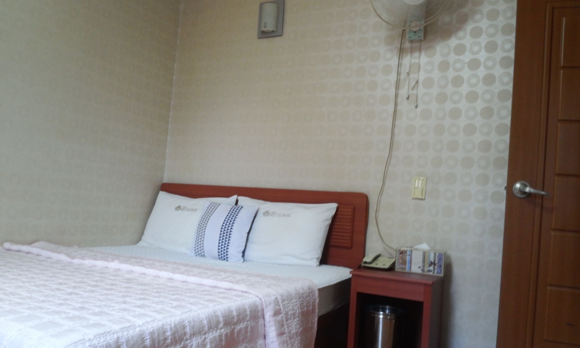 Nampo One Motel Пусан Екстер'єр фото